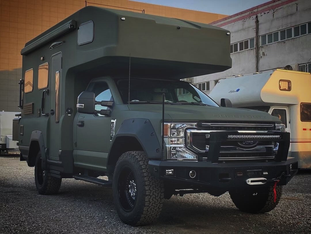 RoamLabX Carbon Fiber–Kevlar Expedition Camper Shell