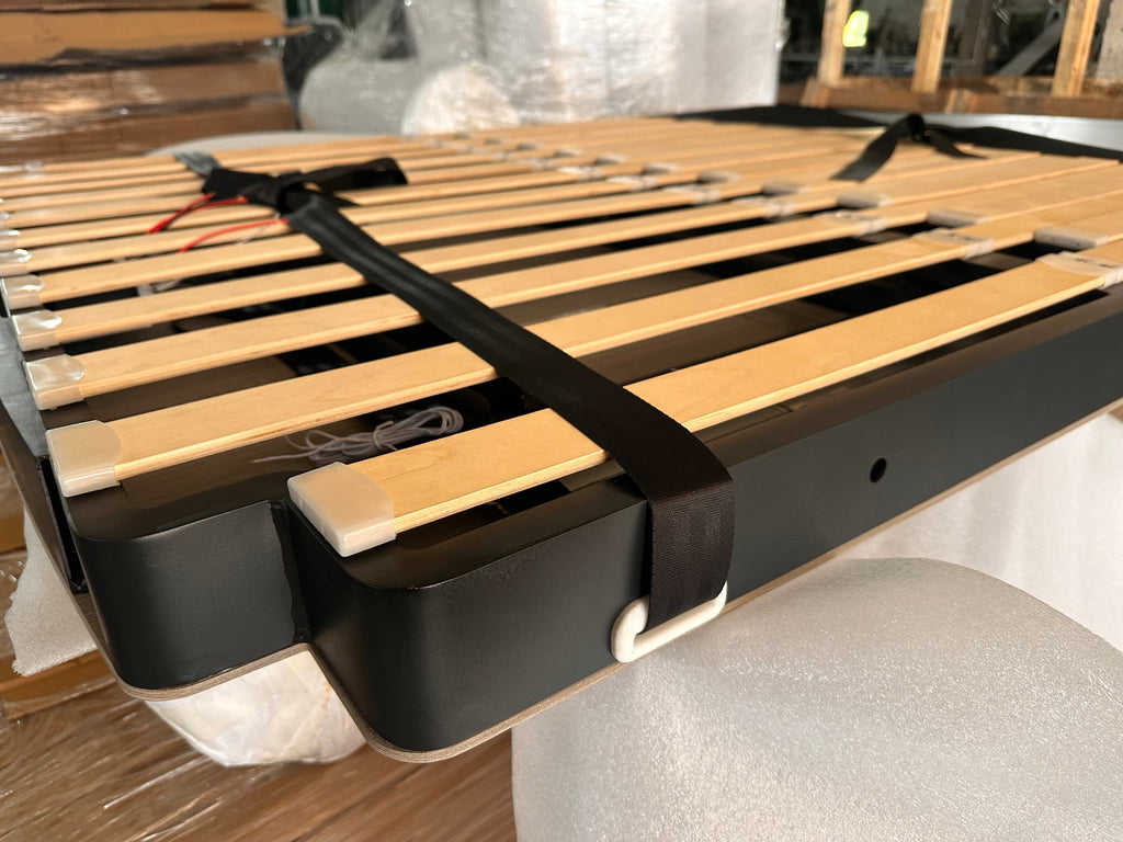 Camper Van Expandable Elevator Bed