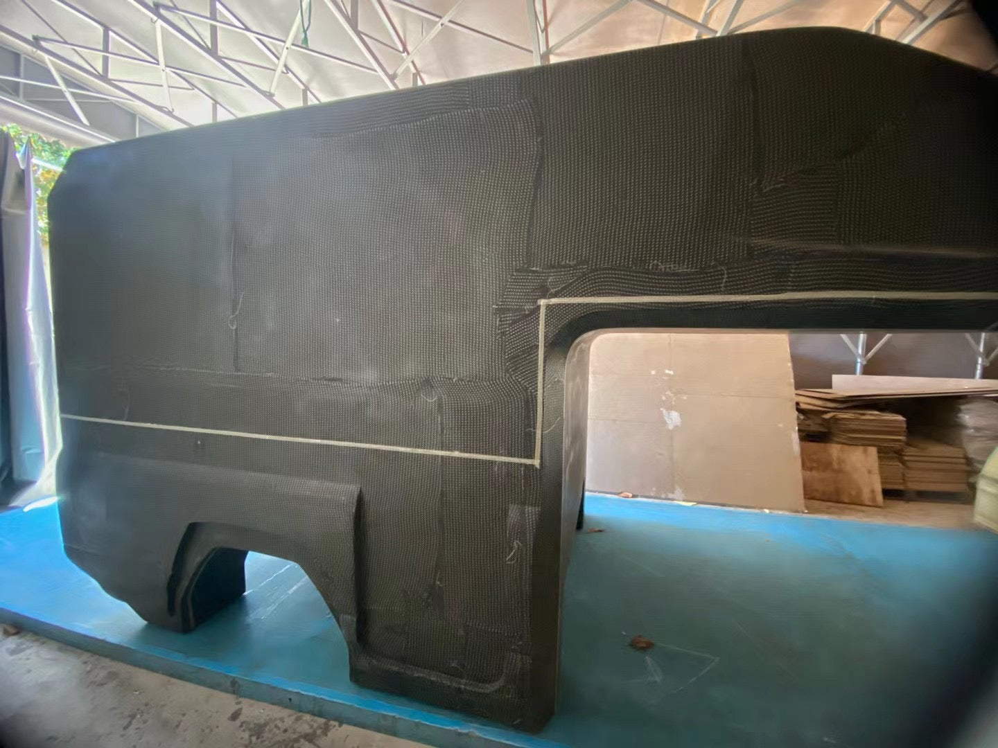 RoamLabX Carbon Fiber–Kevlar Expedition Camper Shell