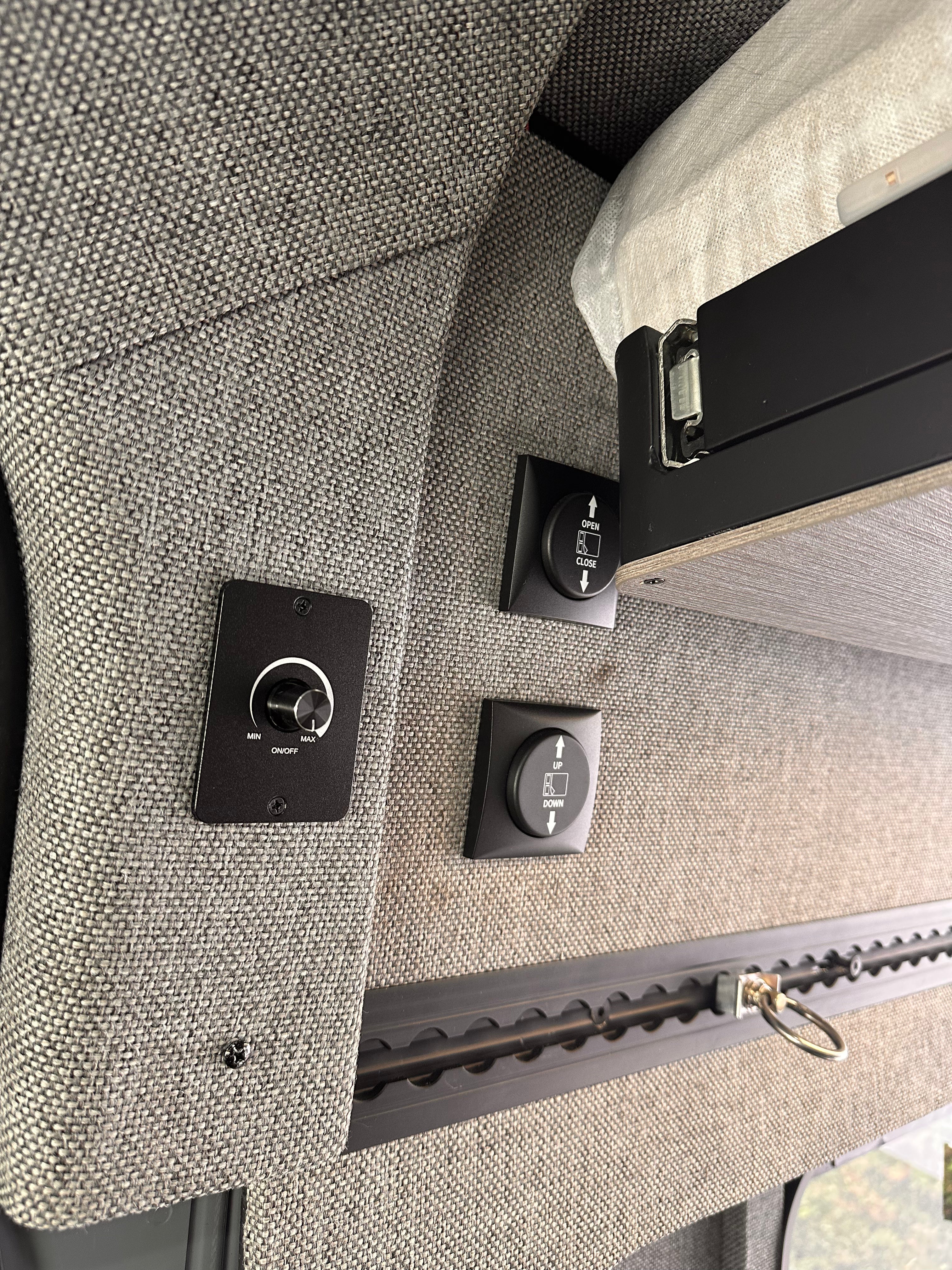 Camper Van Expandable Elevator Bed